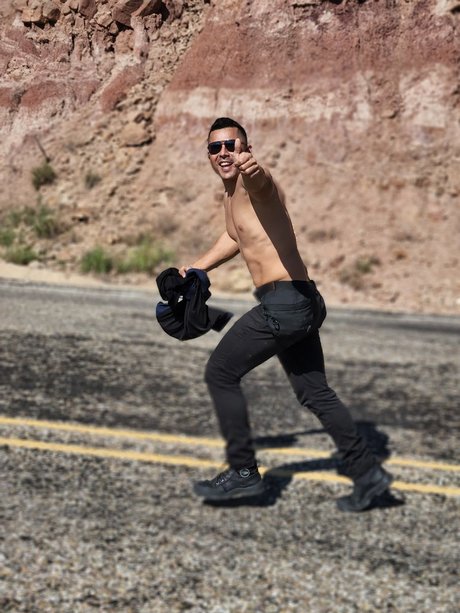 Yojan Sanz onlyfans hot