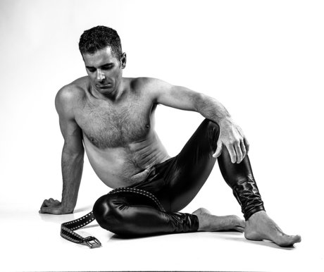 Mitch Cox naked onlyfans