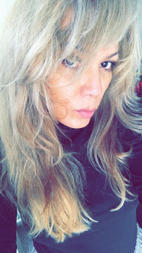 Mooi Trans onlyfans model