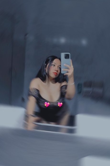 Ana Pao onlyfans strip