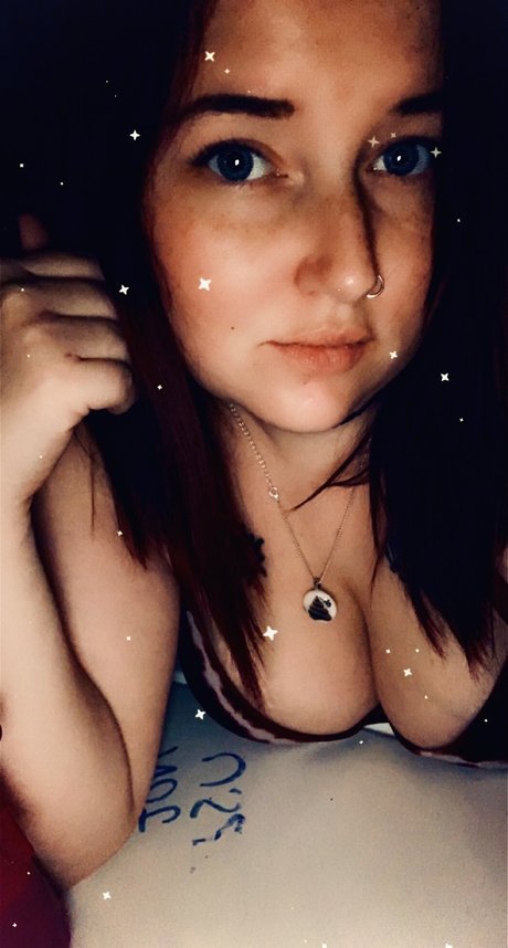 Lizzie Simpson read bio leaked onlyfans free