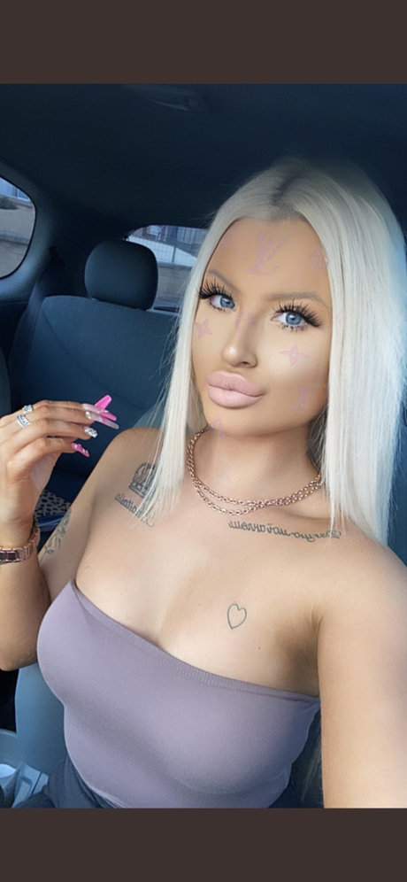 Raiss onlyfans content type