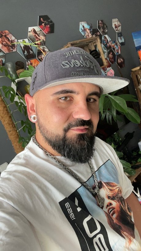 DanielMustafa MomentsInArt onlyfans leakd