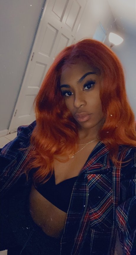 Molly Santan onlyfans leaks