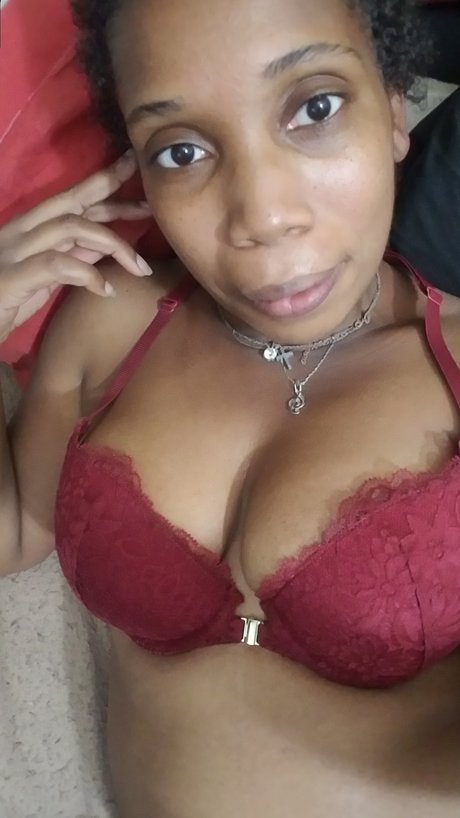 Francesca Etheart onlyfans images