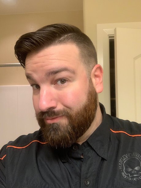 Mr Whispers naked on onlyfans