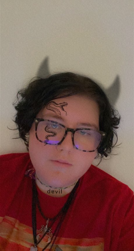 MortisTrans onlyfans nude pictures