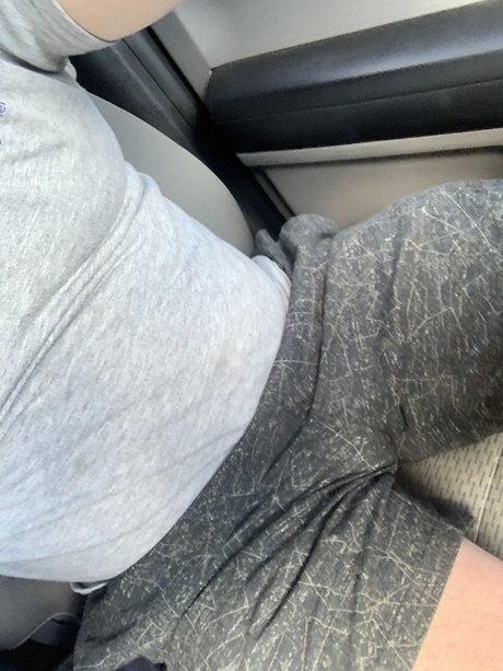 herekylecumz onlyfans nude leaks