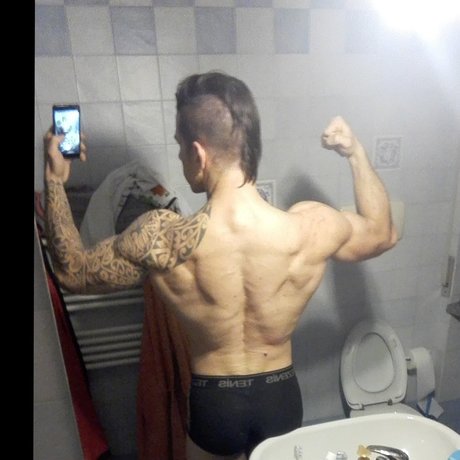 Gidan Tribal 23_ onlyfans public photos