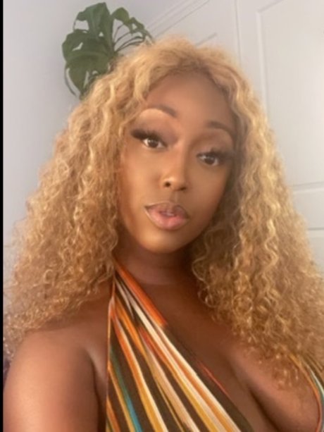 Glamazon Tyomi onlyfans leaked pics