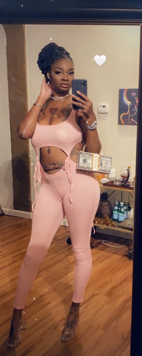 Renee Royal Free onlyfans fotos