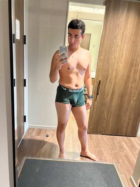Eleazar Morales nudes onlyfans leak
