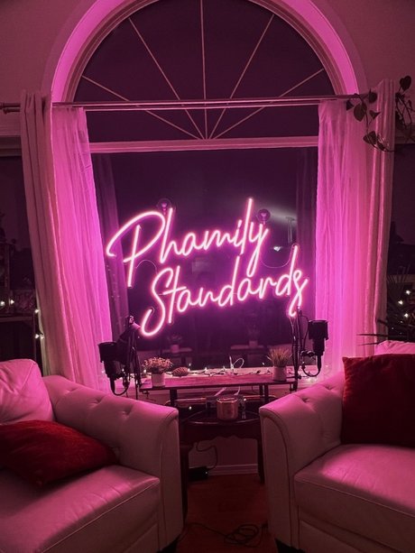 FREE Phamily Standards Mandi Cat onlyfans picture