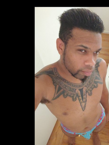 El Pap_ is on onlyfans