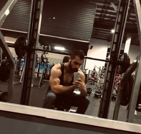 MRSPONTANEOUS onlyfans strip