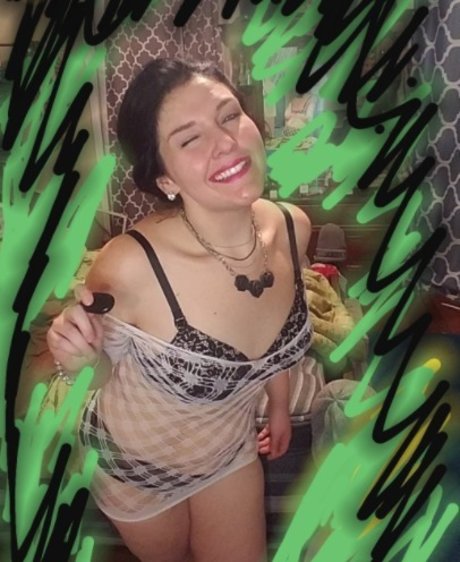 Mrs McCuckquean onlyfans model photo