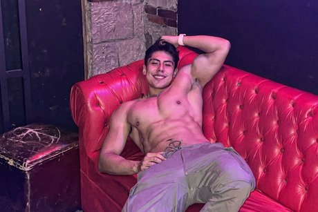 Alfredo Monta o nude on onlyfans