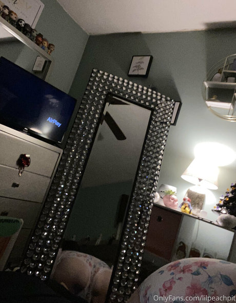 lilpeachpit leak onlyfans