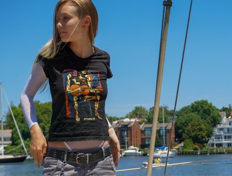 Brawniebee only fans leaks