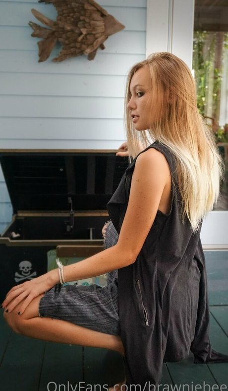 Brawniebee onlyfans naked leak