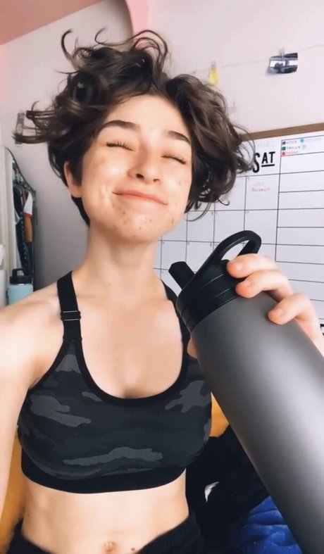 graceful addison onlyfans leaks.