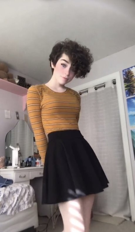 graceful addison onlyfans posts