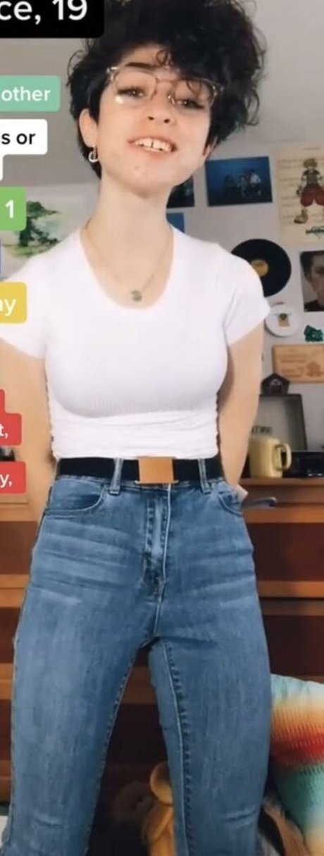 graceful addison onlyfans photo