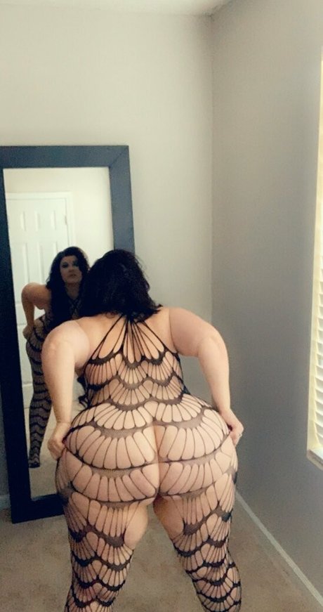 CrystalMcbootay free onlyfans porn