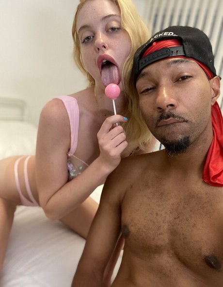 mrscottyp onlyfans boobs