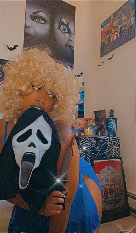 gothcakezspicylife onlyfans.