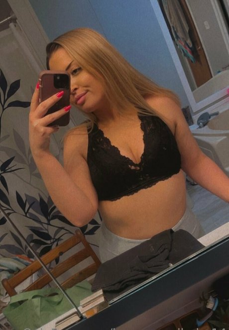 browneyedbabe14 onlyfans star