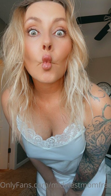 midwestmomfree leaked only fans nudes