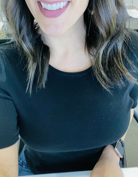 MrsAvaAndrews only fans review