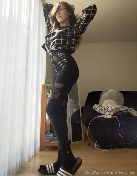 ardentabsol naked on onlyfans