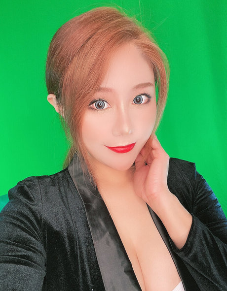 Uying nude onlyfans leaks