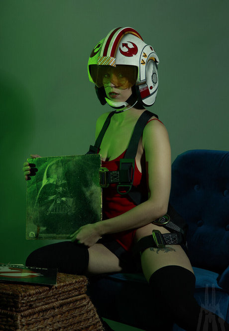 SDFoto onlyfans explicit content