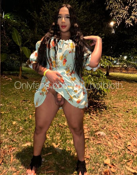 girl hotbicth only fans leak nude