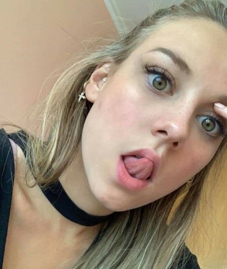 Ester Exposito onlyfans sex