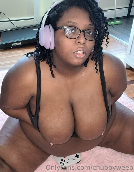 chubby kitty onlyfans free xxx depiction