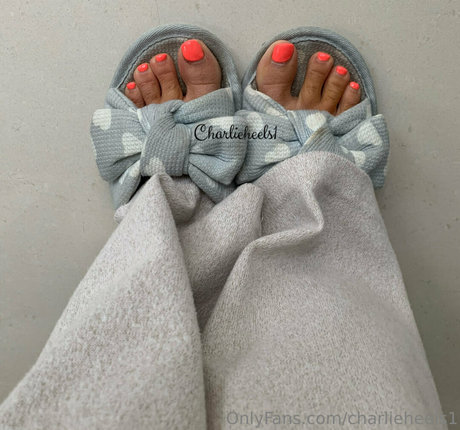 charlieheels1 onlyfans strip tease