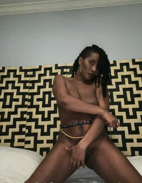 Jet Setting Jasmine only fans nudes