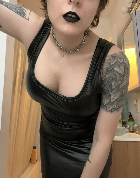 Bloodberry Tart nude leaks onlyfans