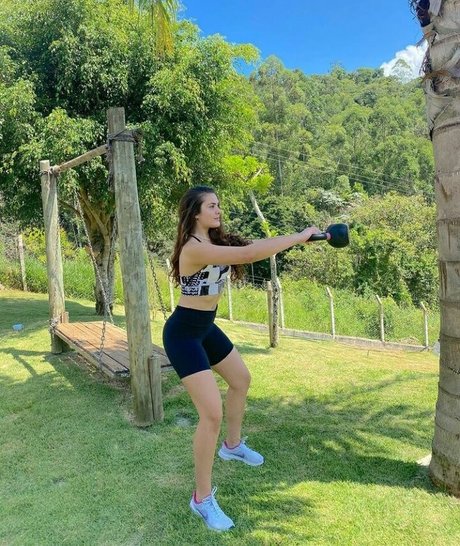 Livia Inhudes onlyfans naked pics