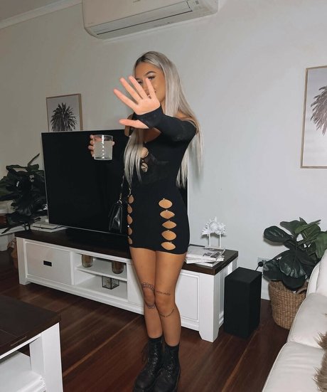 Dakota Kirkby onlyfans fotos