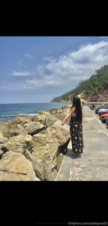 goth trans onlyfans top snap