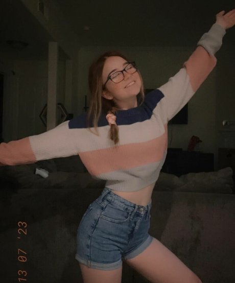 Lyssaurora onlyfans full