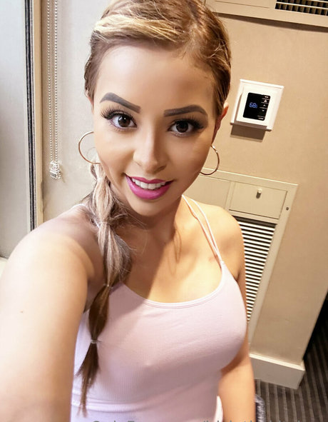 irisinthekitchen only fans.