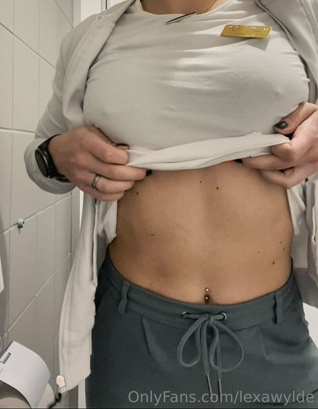 lexawylde nude leak onlyfans