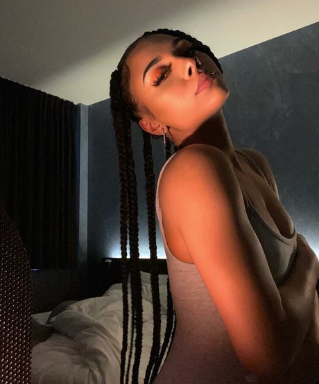 Alix Lapri onlyfans porn