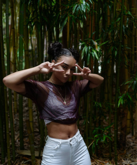 Alix Lapri onlyfans leaks sex